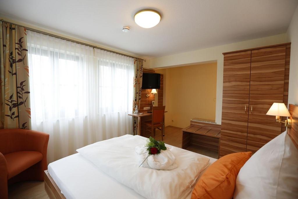Landhotel Villa Moritz Garni Oberahr Chambre photo