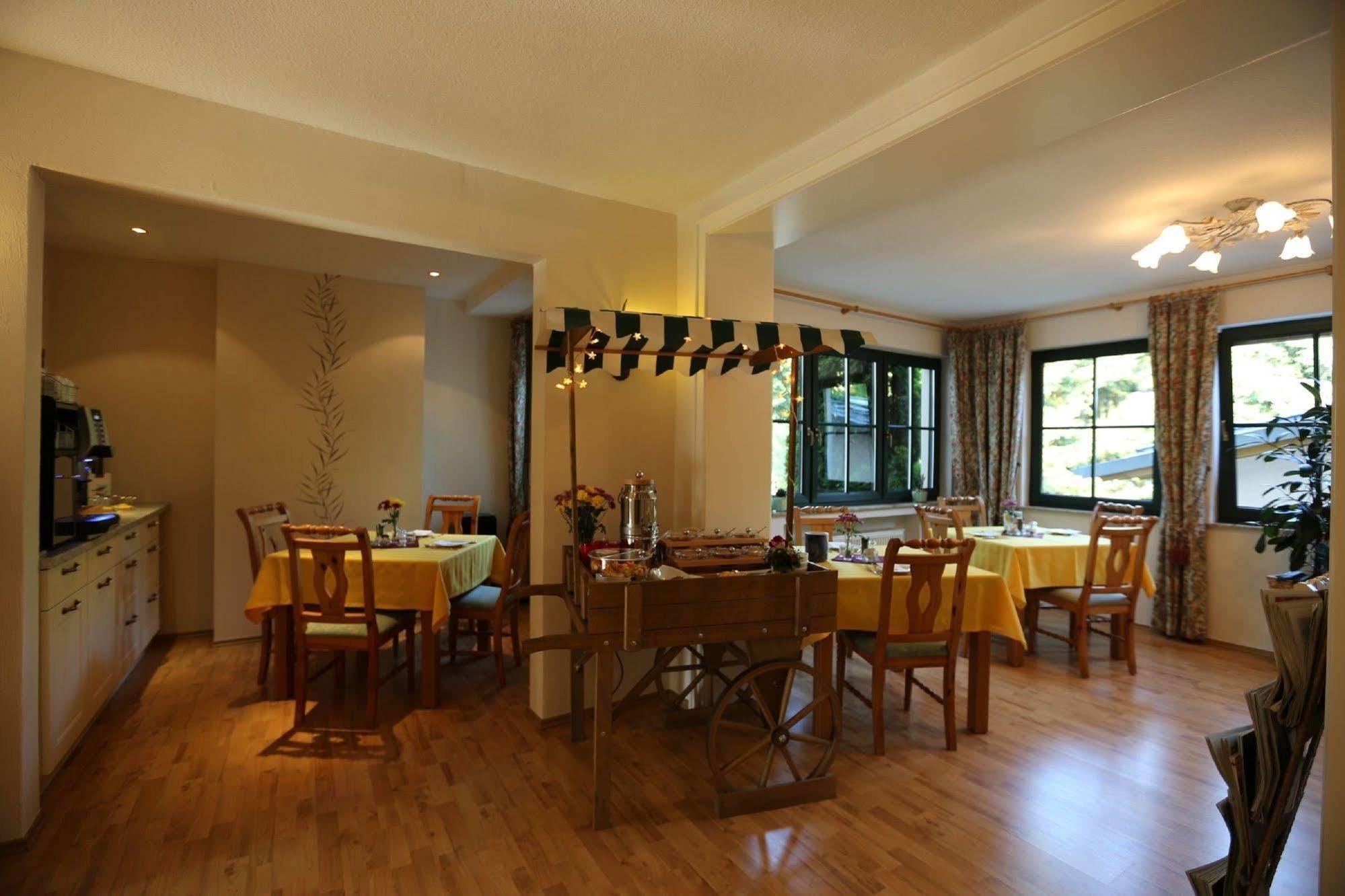 Landhotel Villa Moritz Garni Oberahr Extérieur photo