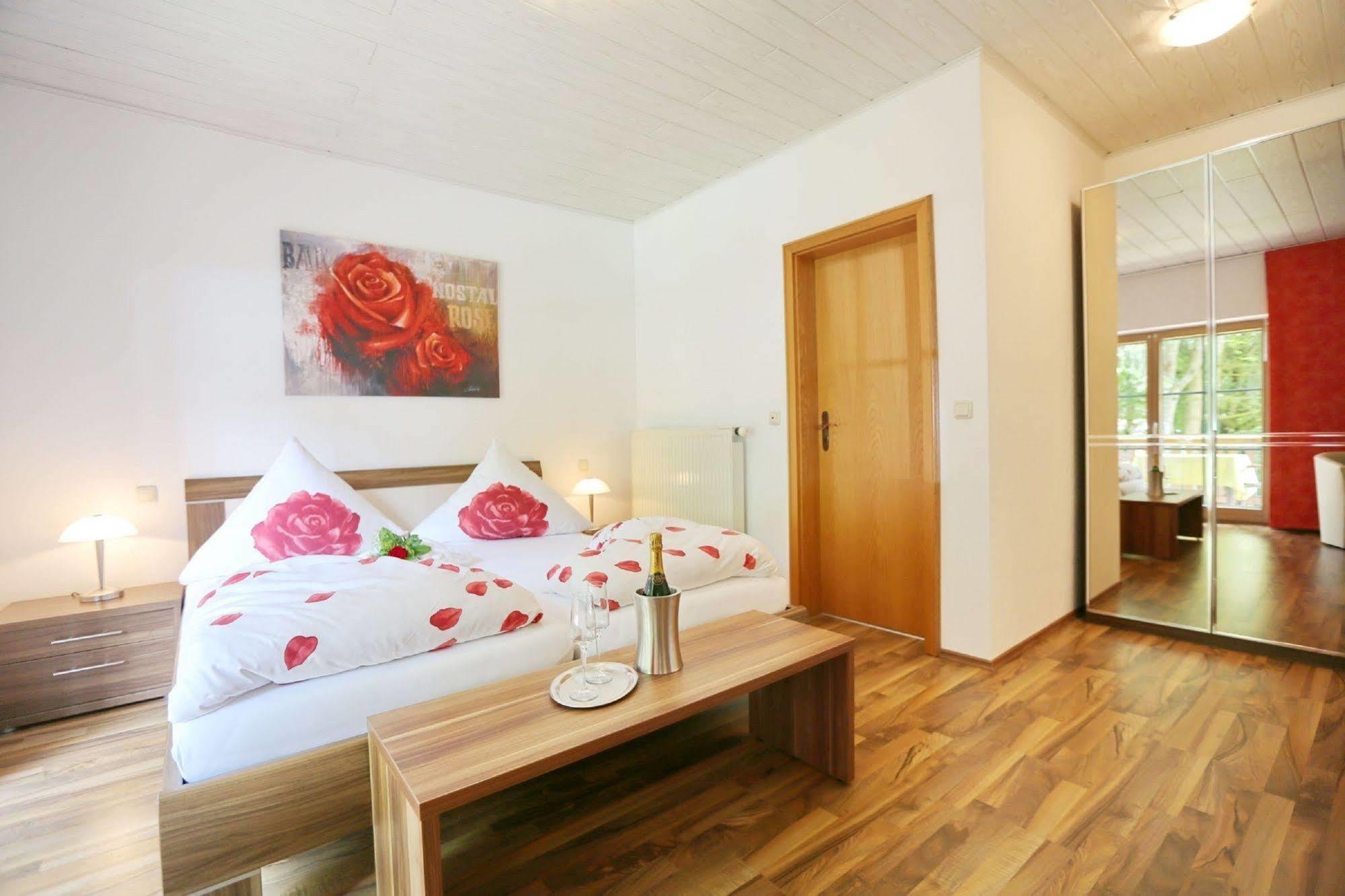 Landhotel Villa Moritz Garni Oberahr Extérieur photo